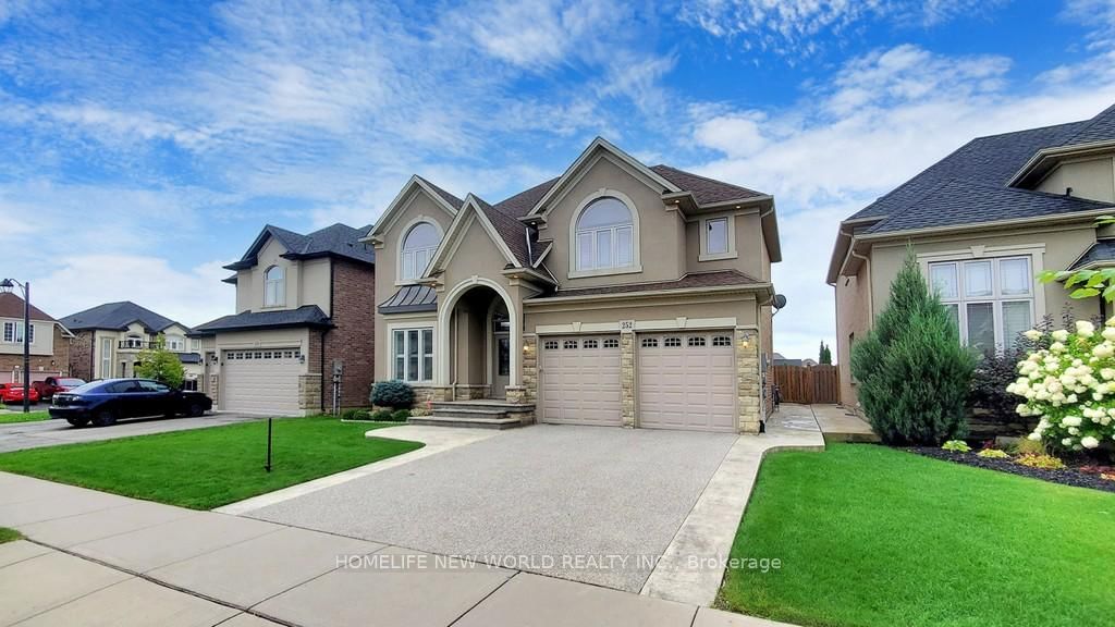 Listing photo 2