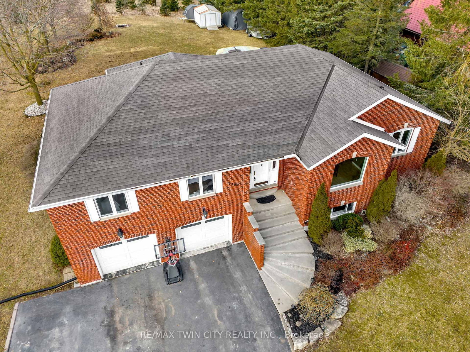 Listing Image 40