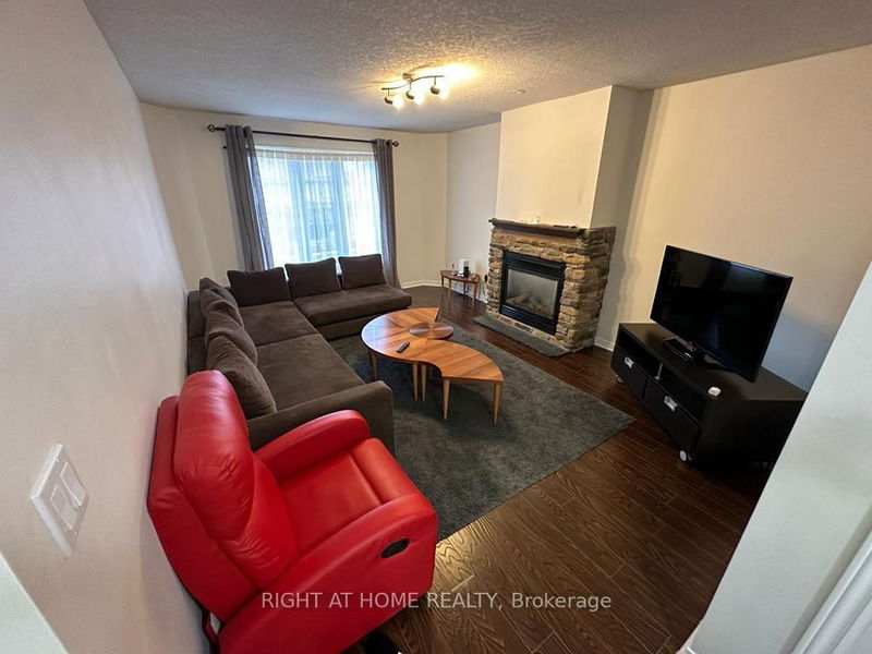 home for lease on 352 Dearborn Boulevard