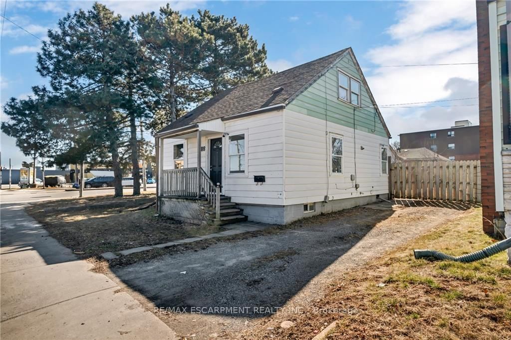 Listing Image 2