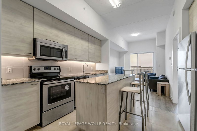 home for lease on 812-280 Lester Street