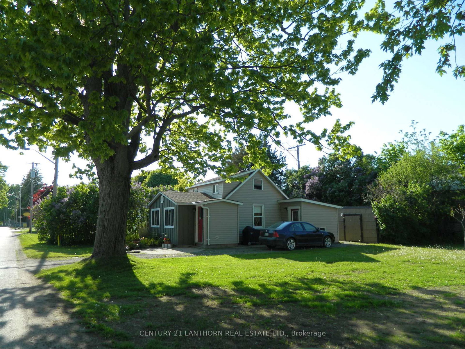 Listing Image 3