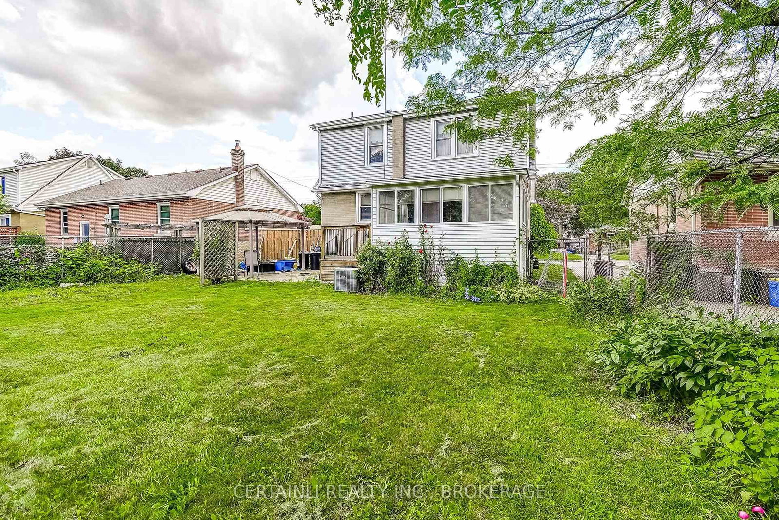 Listing Image 7