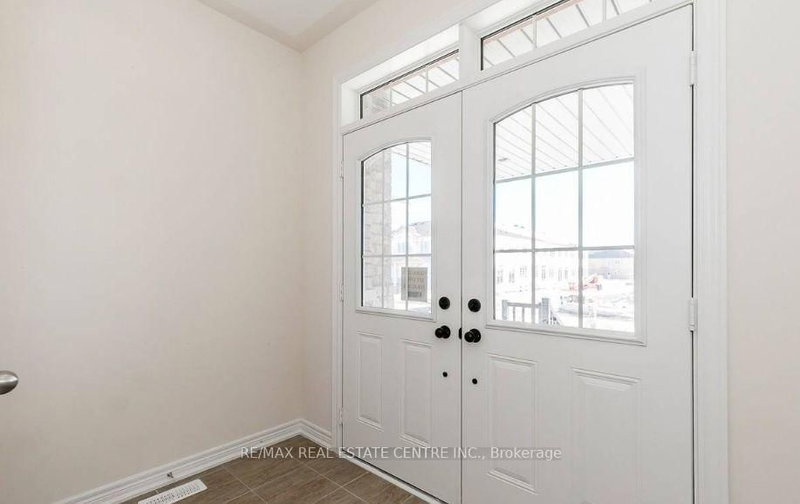 675 Anishinaabe Dr, Shelburne, L0N 1S0 | Image 3