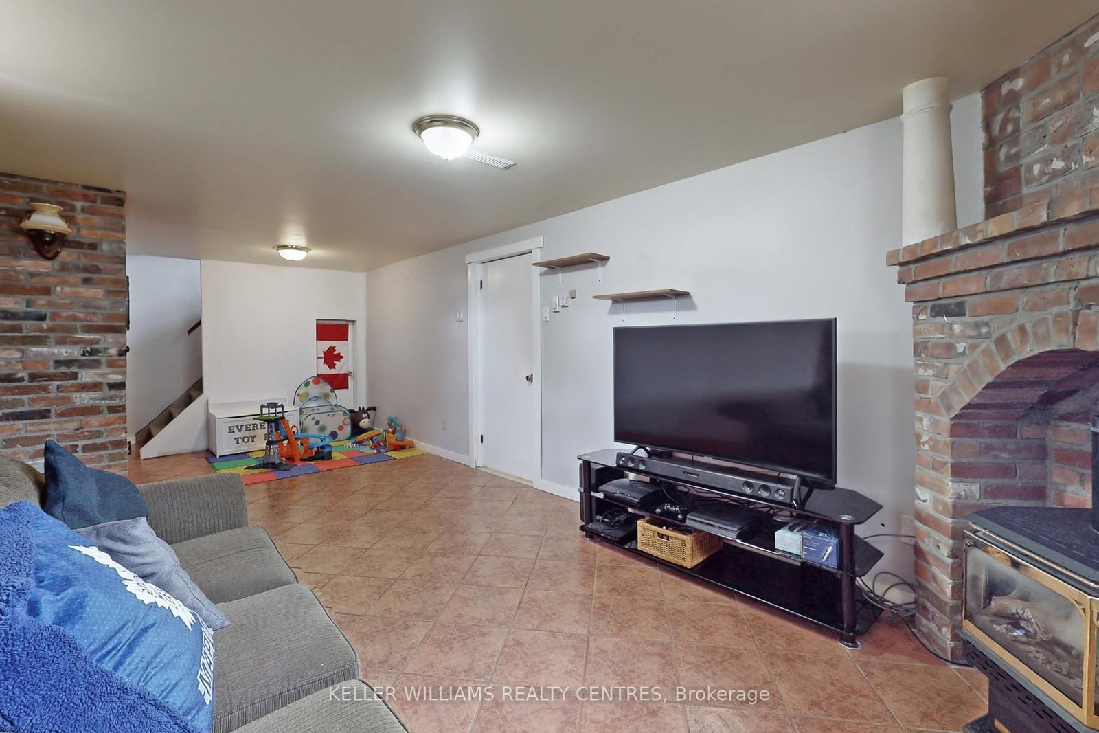 Listing Image 22