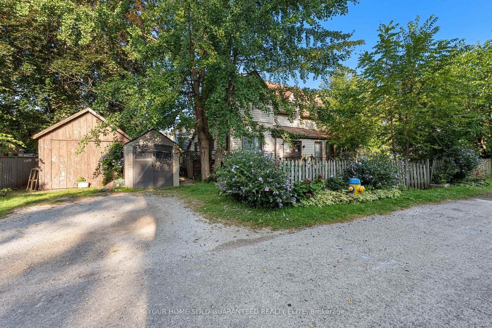 Listing Image 4