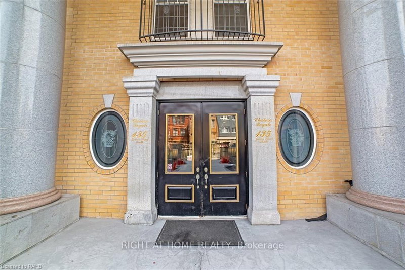 403 - 135 James St S, Hamilton, L8P 2Z6 | Image 3