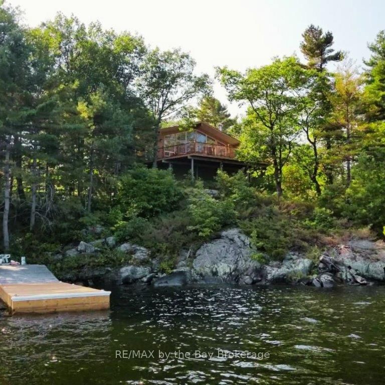 home for sale on 3140 Island 1810