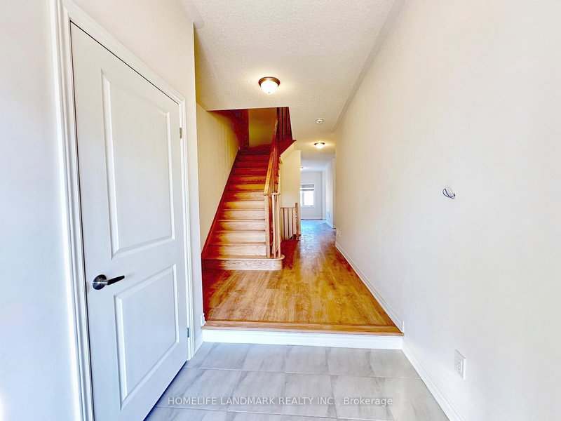 21 Sapphire Way, Thorold, L0S 1A0 | Image 3