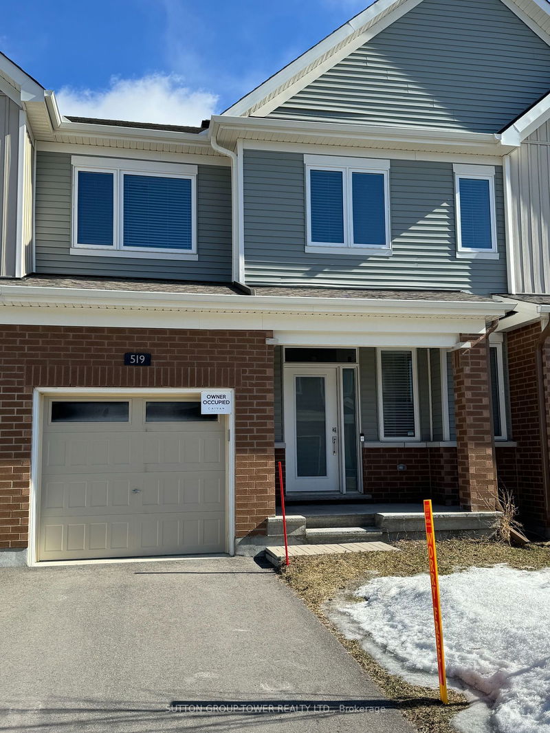 home for lease on 519 Loury Row