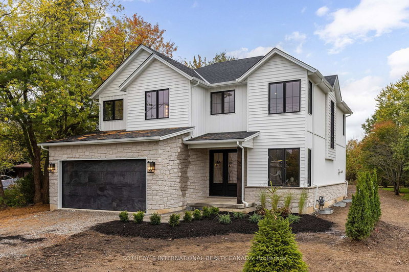 81 Doans Ridge Rd, Welland, L3B 5N4 | Image 2