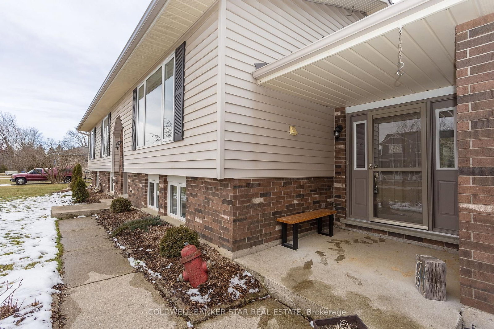 Listing Image 3