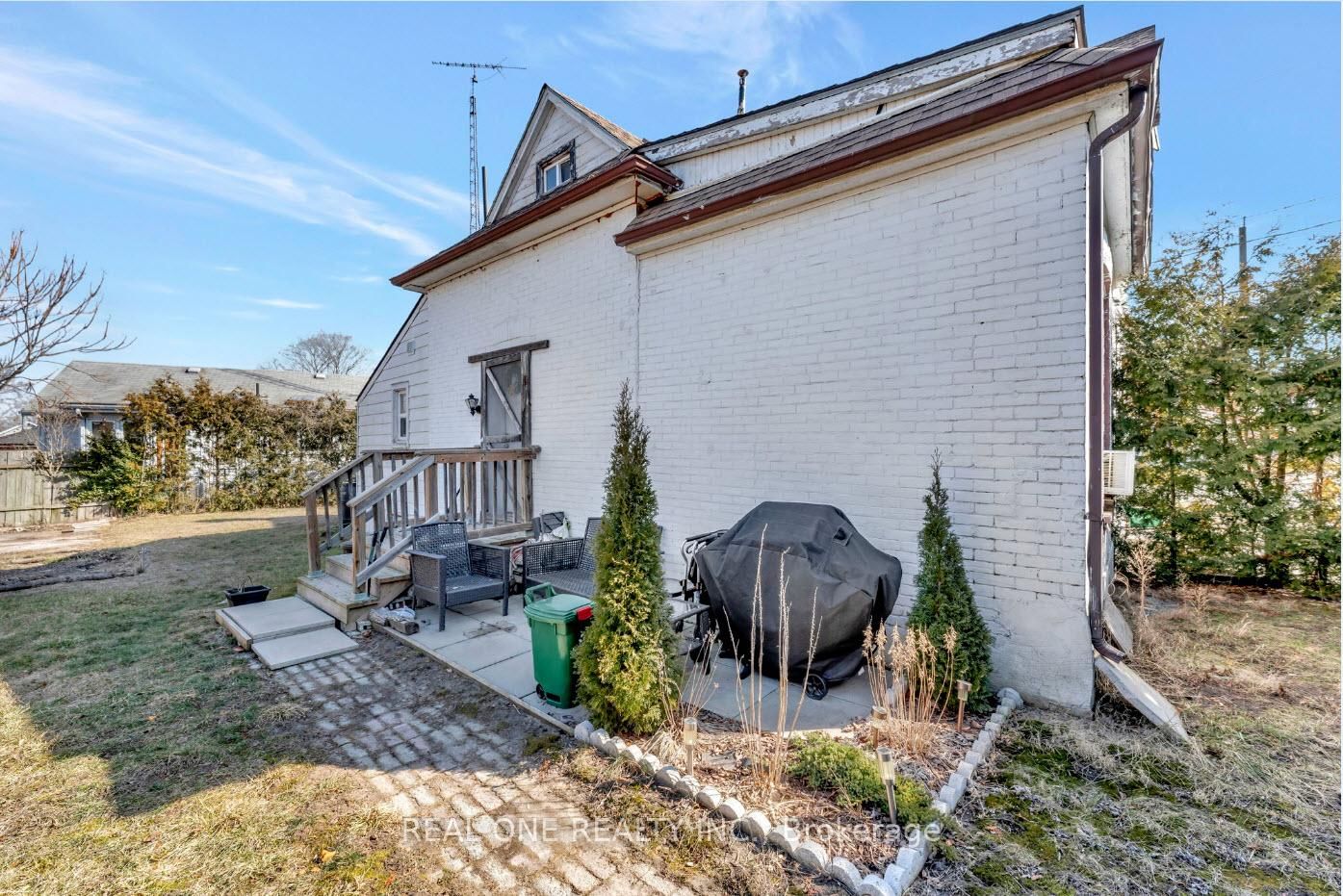 Listing Image 7