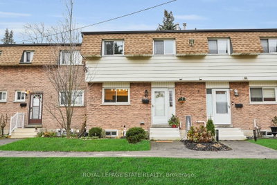 Townhouse sold at 25-1440 Garth Street, Hamilton, Ontario, L9B 1R6 - Falkirk - MLS: X8104490