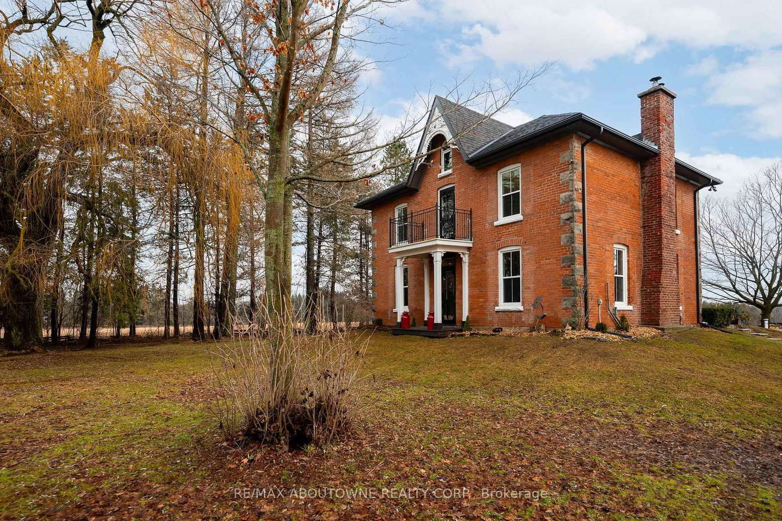 Listing Image 7