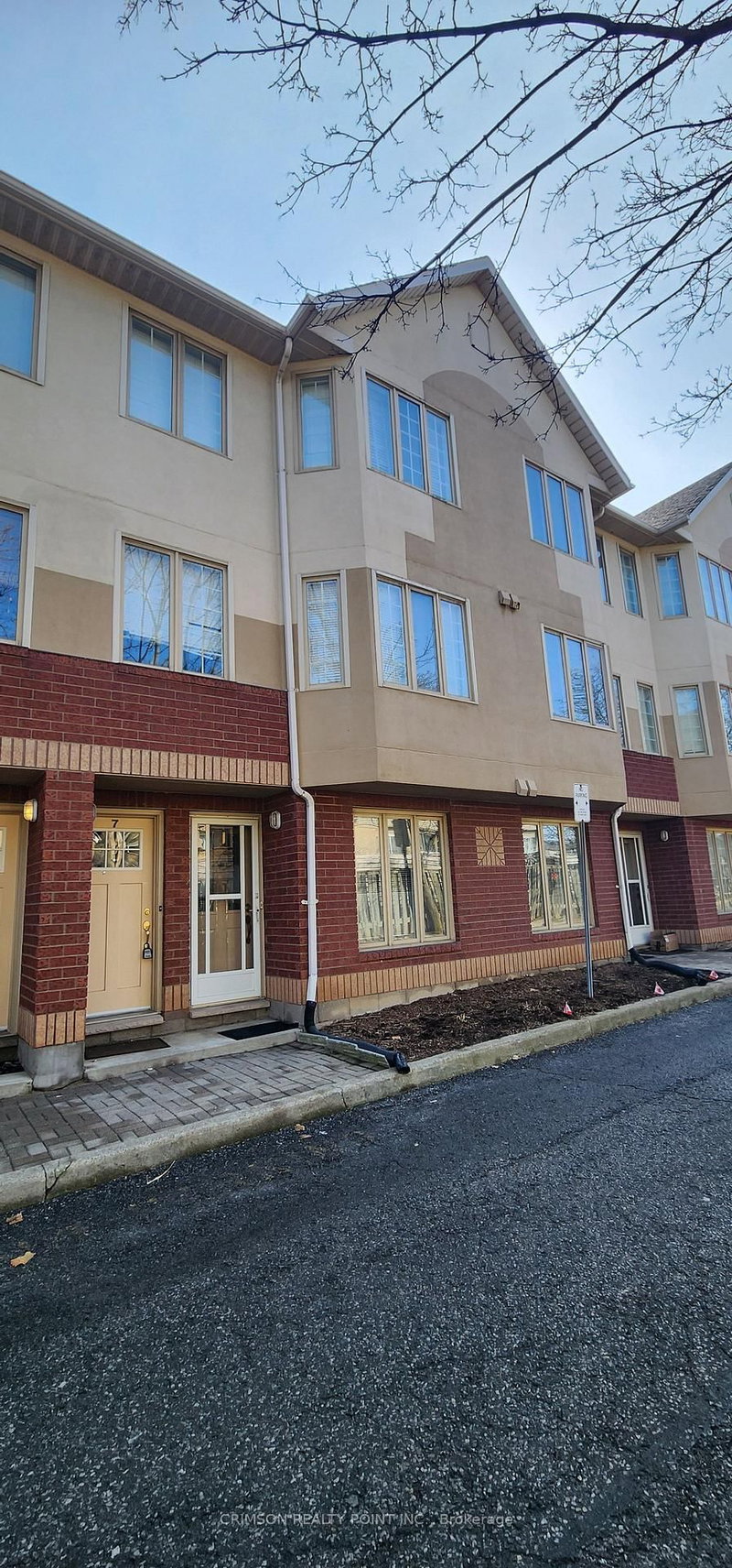 7 - 266 Limeridge Rd E, Hamilton, L9A 2S7 | Image 3