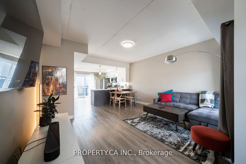 home for lease on D9-439 Athlone Avenue