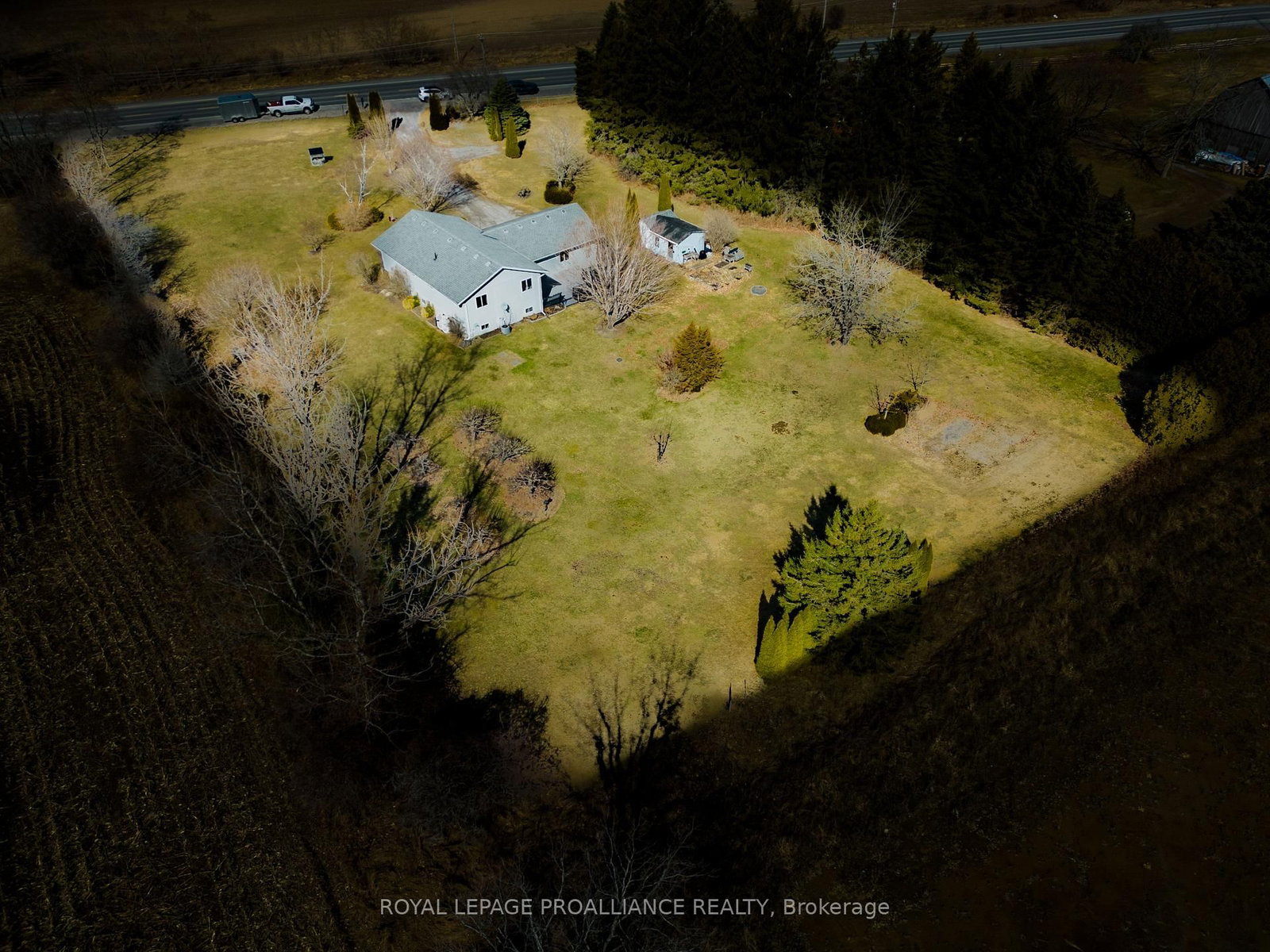 Listing Image 7