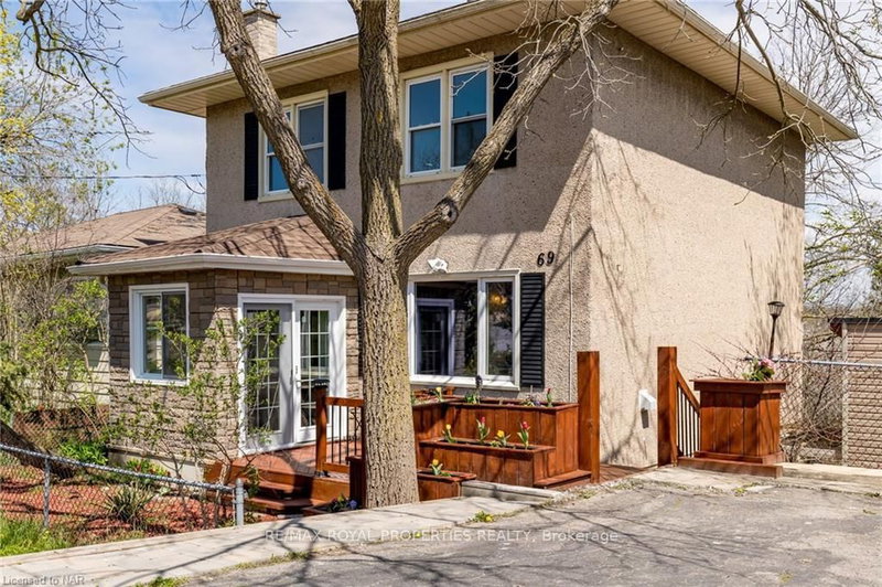 69 Hillview Rd, St. Catharines, L2S 1S8 | Image 2