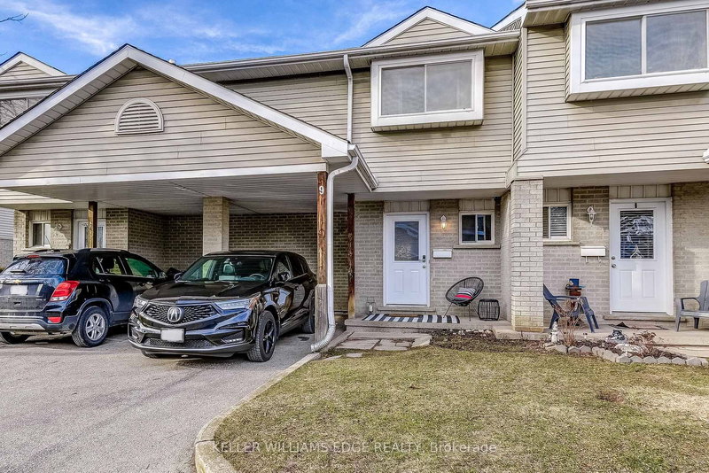 9 - 125 Sekura Cres, Cambridge, N1R 8B4 | Image 2