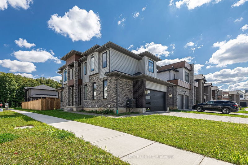 home for sale on 3101 Frieda Way N