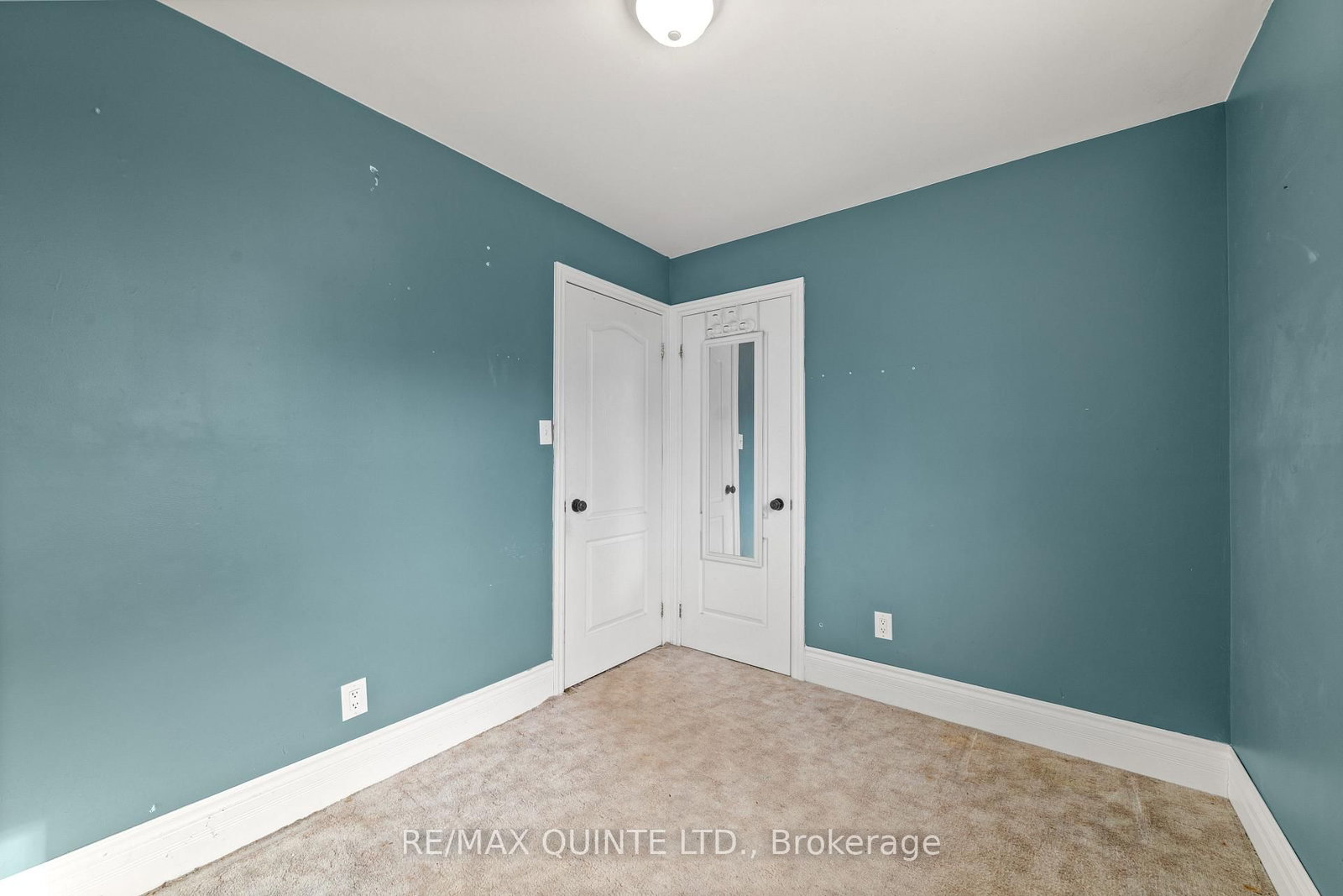 Listing Image 27