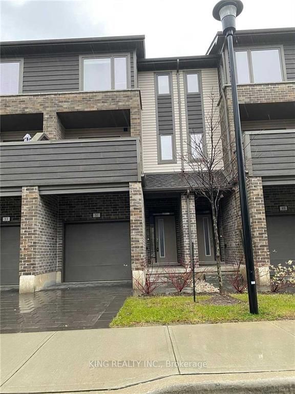 home for lease on 51-2070 Meadowgate Boulevard