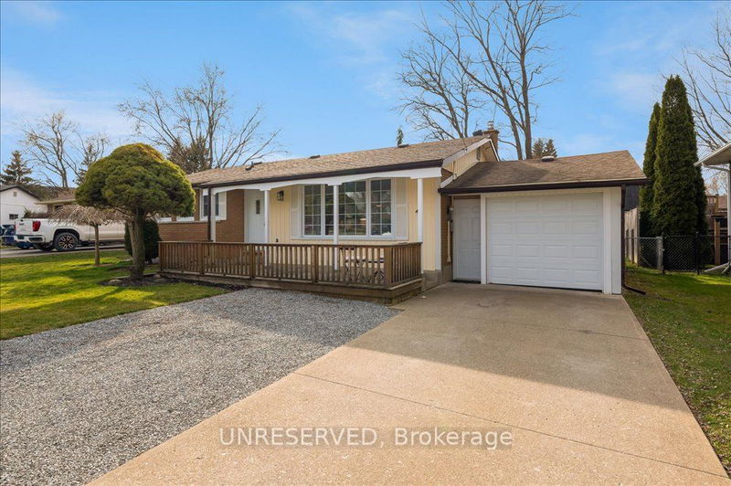 home for sale on 4 Parkdale Crescent