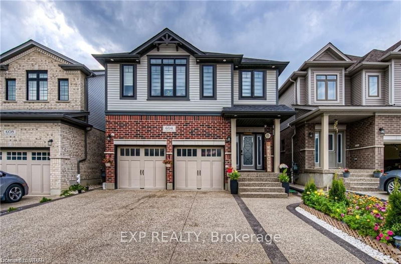 home for lease on 604 Florencedale Crescent W