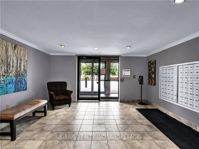 312 - 600 GRENFELL Dr, London North, N5X 2R8 | Image 3