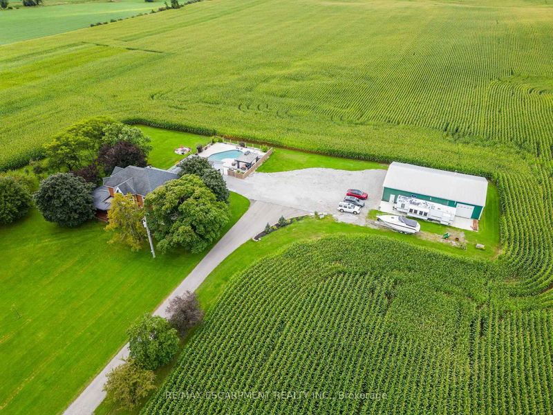 home for sale on 400 3rd Line