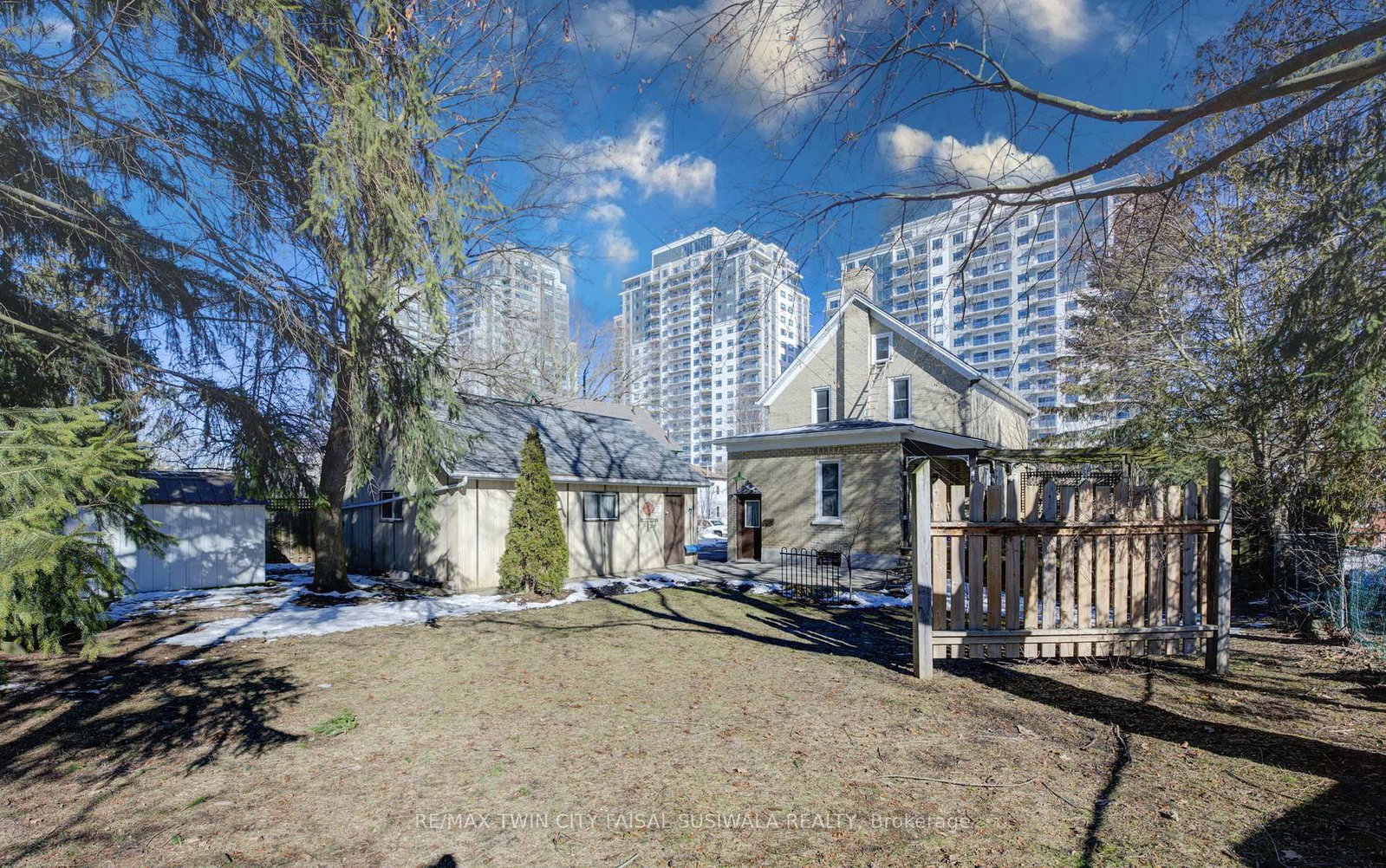 Listing Image 7