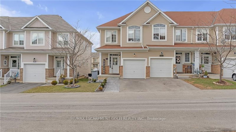 home for sale on 110-21 Diana Avenue