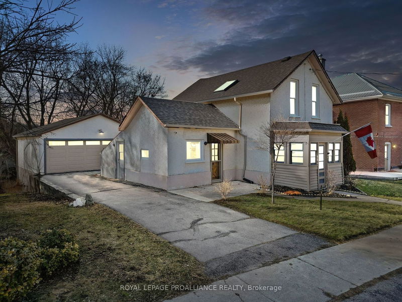 home for sale on 38 Booth Street N