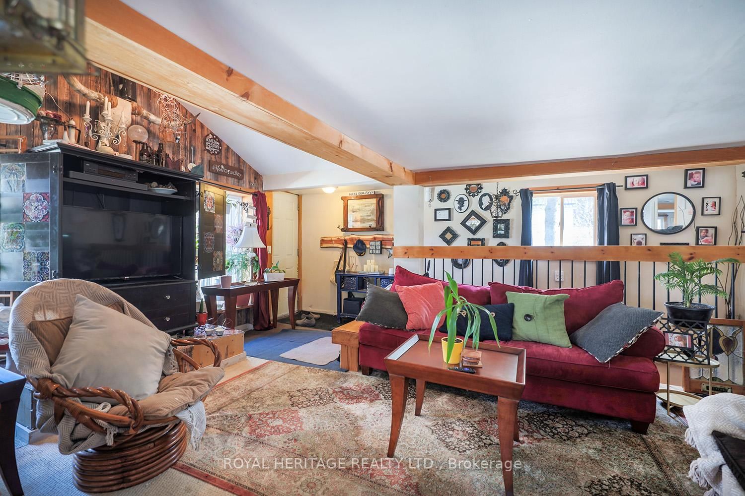 Listing Image 7