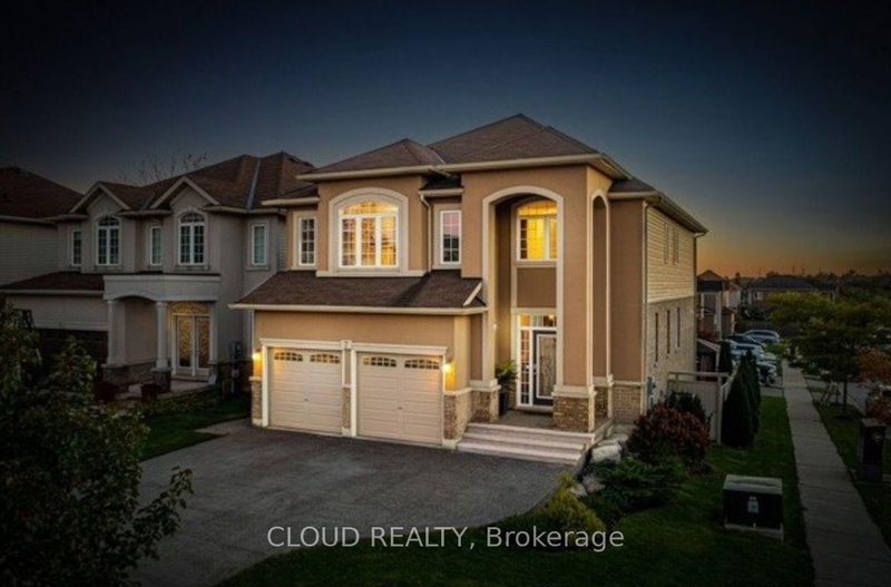 7 Woodvalley Crt, Hamilton, L9B 0A8 | Image 2