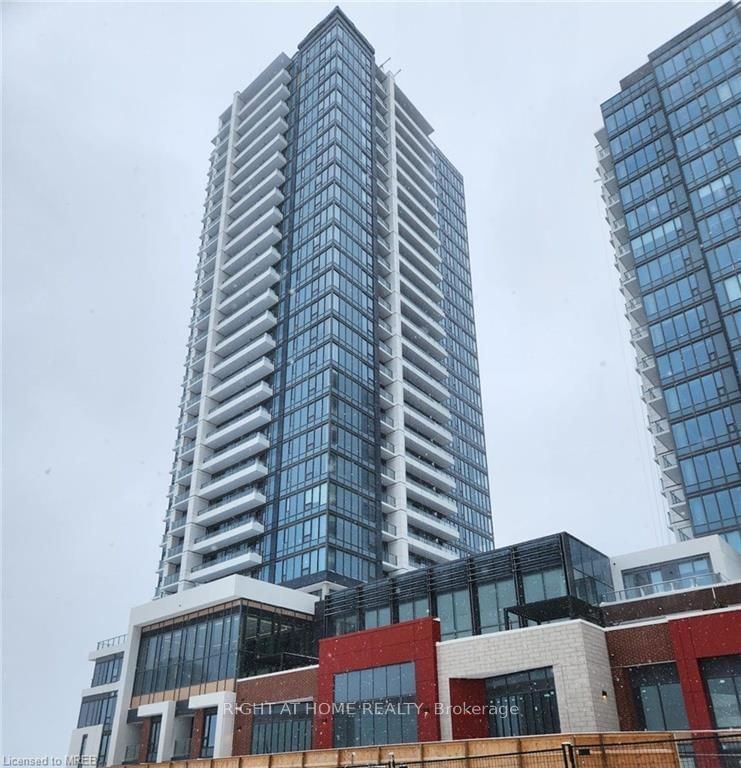 home for lease on 1705-15 Wellington Street S