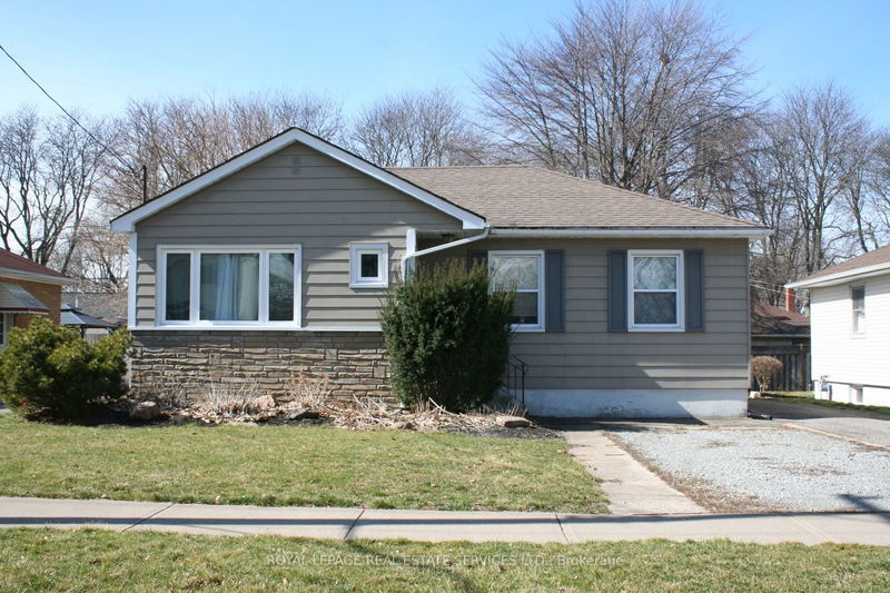 home for lease on 7 Thorndale Avenue