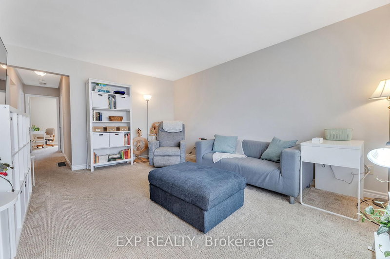 1096 Barnardo Ave, Peterborough, K9H 5X2 | Image 2