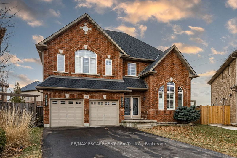 home for sale on 72 Sundance Crescent