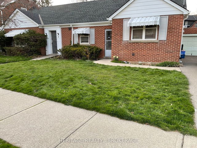 26 SANDERS Boulevard