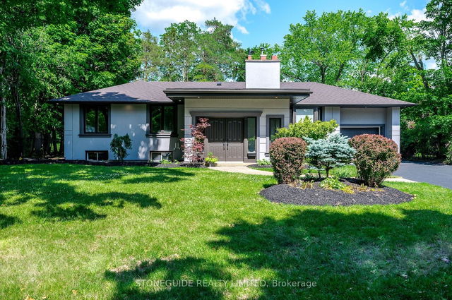 6 Weller Crescent