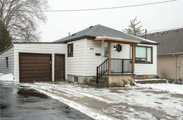 Lower - 844 Upper Ottawa Street