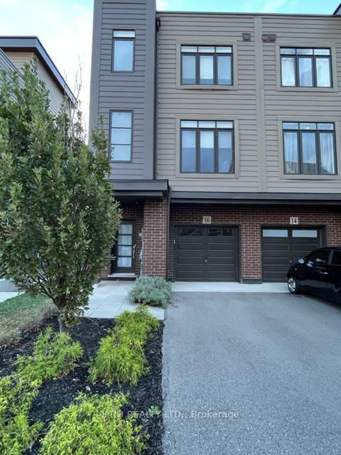 16 Waterview Lane