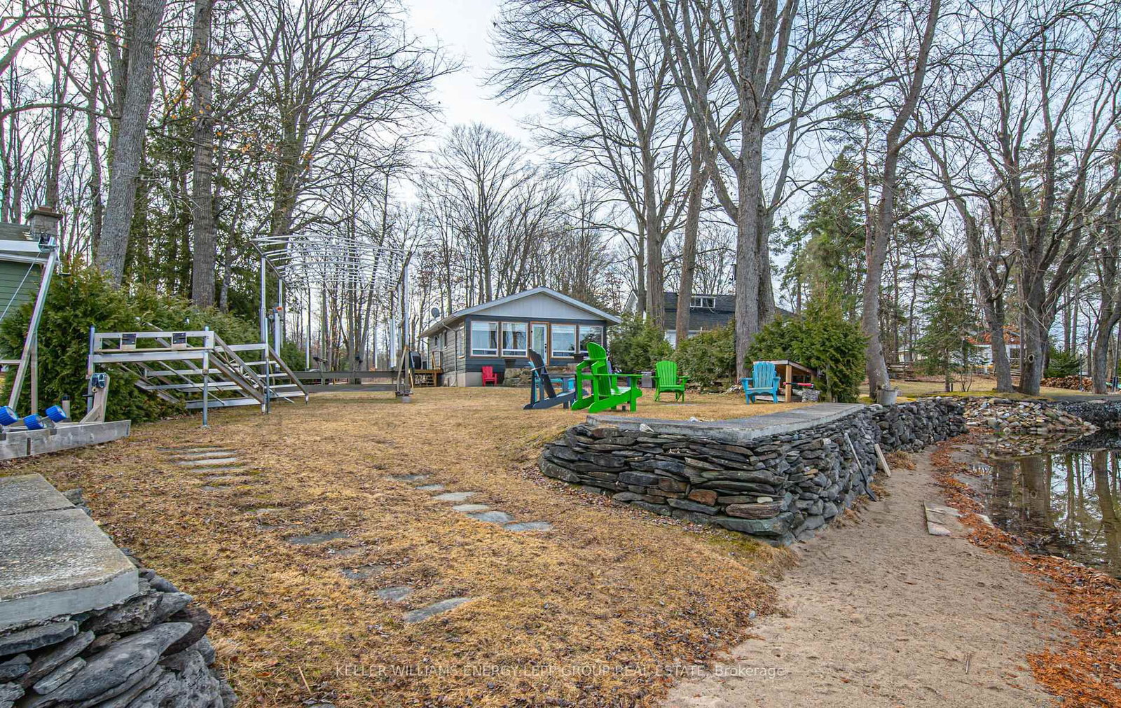 Listing Image 6