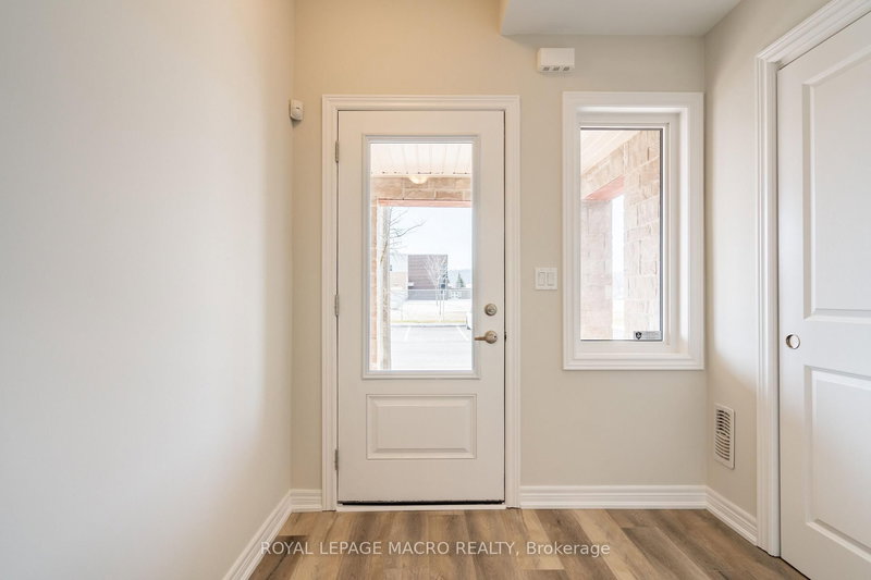 3 - 40 Zinfandel Dr, Hamilton, L8E 0L1 | Image 3