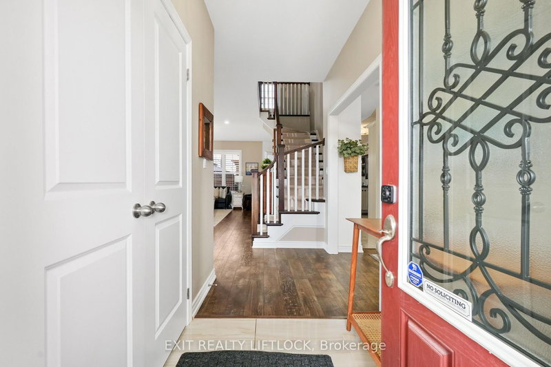 68 Flitton Ave, Peterborough, K9H 0G5 | Image 3