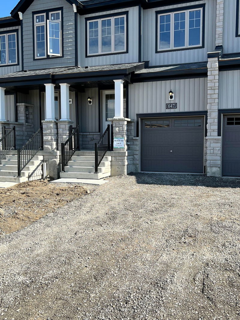 home for lease on 647 Pollock Grve