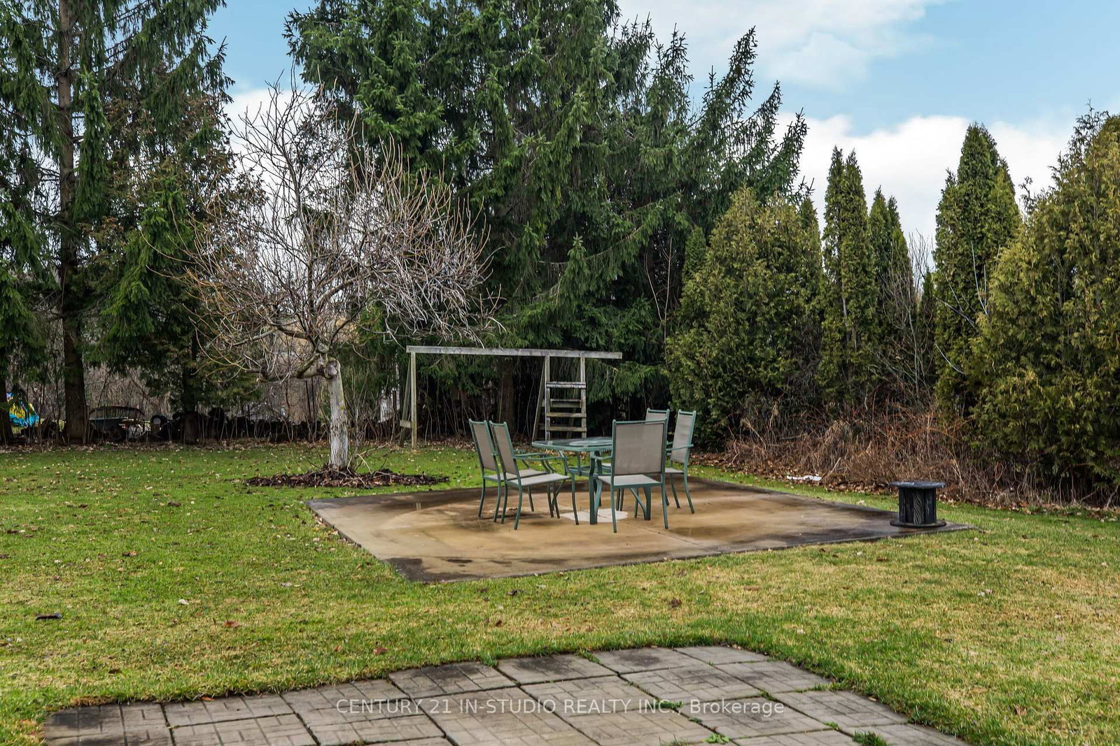 Listing Image 7
