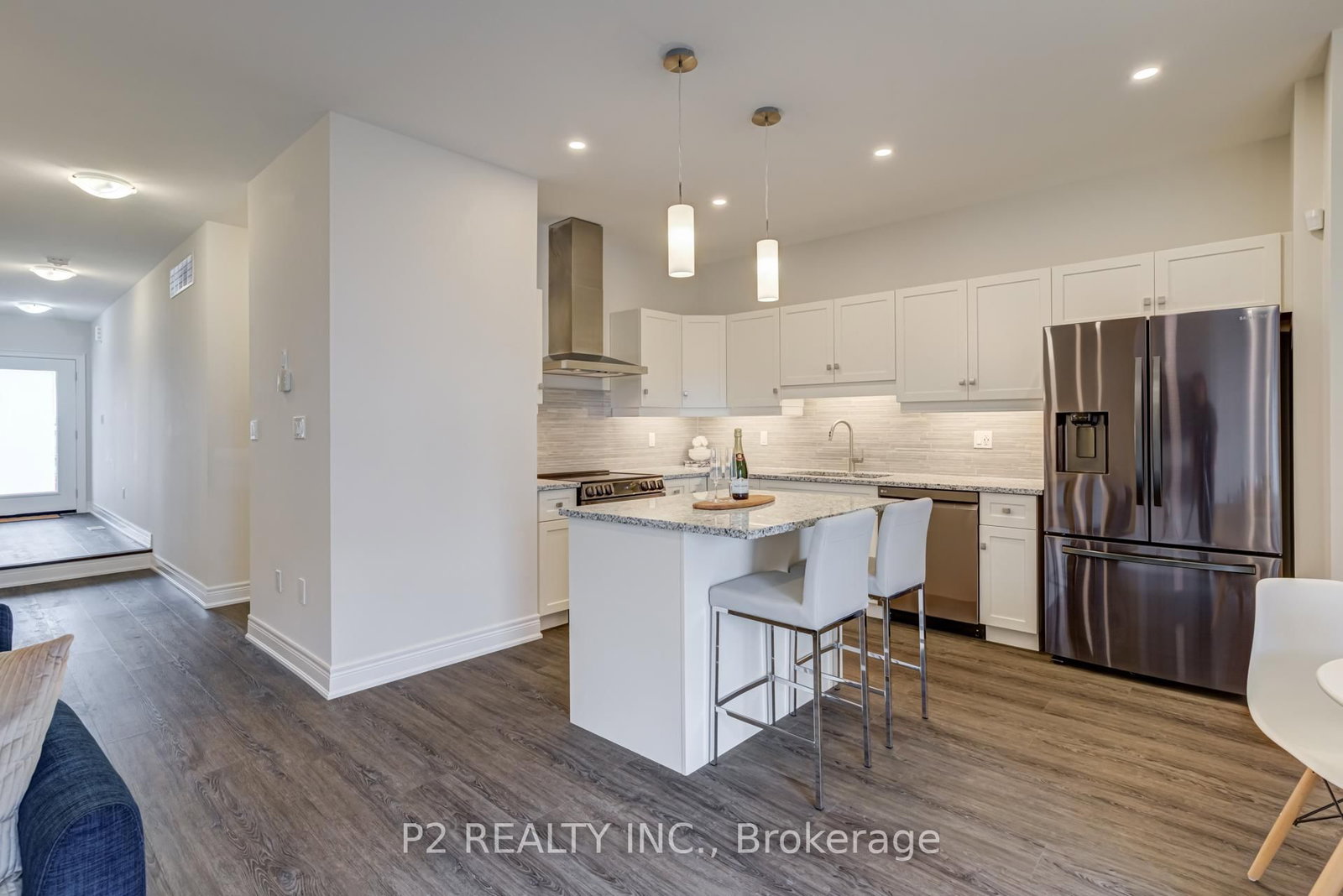 Listing Image 7